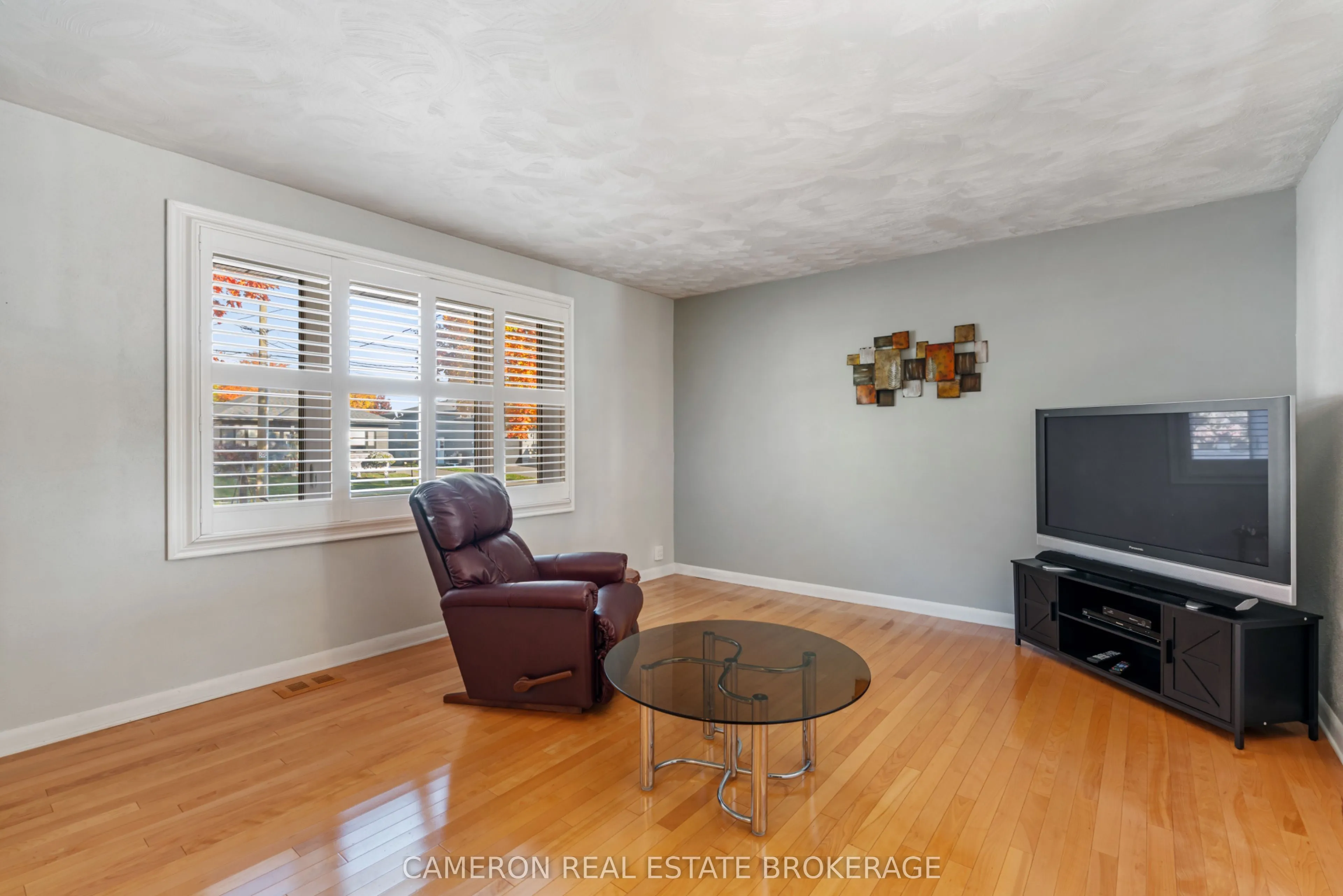 127 Anthony Street, ON K6H 5J9