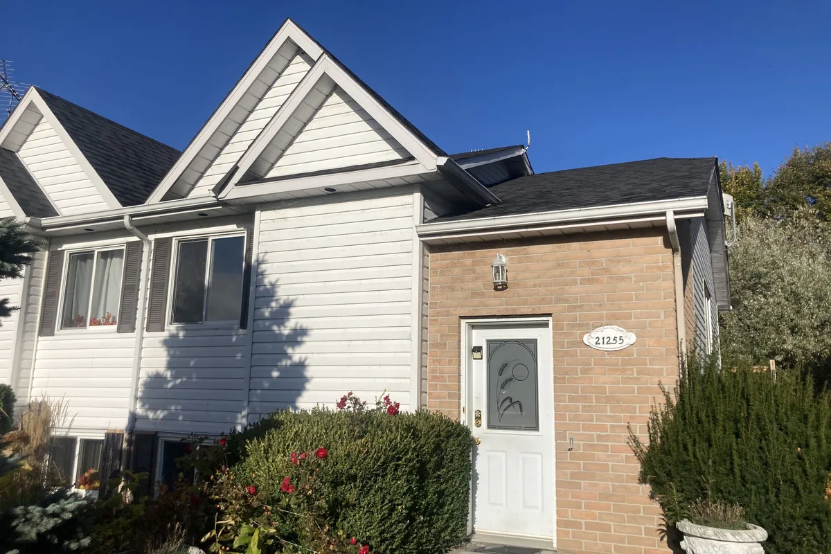 21255 McNaughton Court, ON K0C 1E0