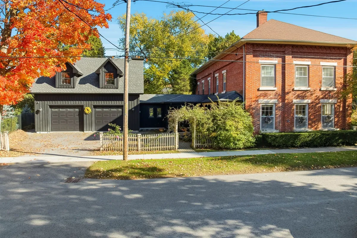 13 King Street, ON L1A 2R3