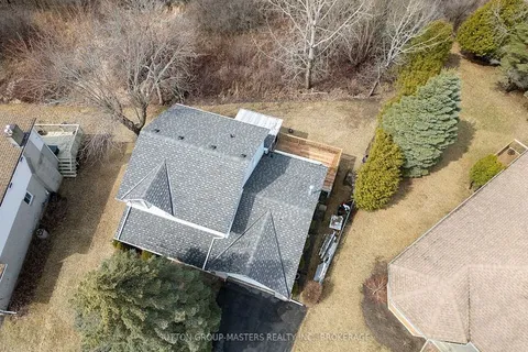 681 Rivermeade Avenue, ON K7M 7Z7