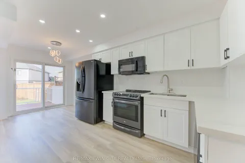 82 Trowbridge Street, ON N0B 1M0