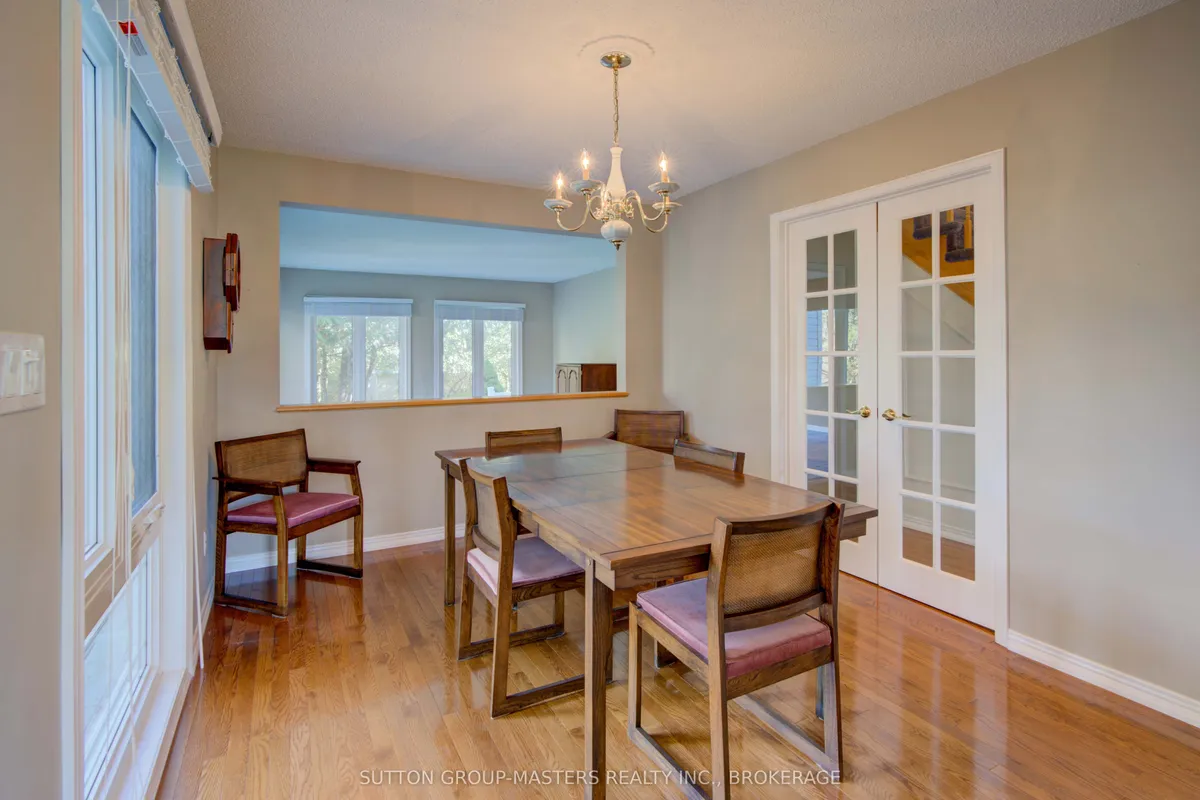 17 Country Club Drive, ON K0H 1G0