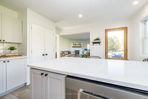 100 MANION HEIGHTS Crescent, ON K0A 1L0