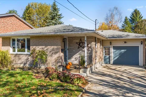 579 19th Avenue, ON N4N 3G4