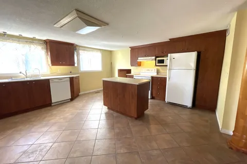 3253 County 16 Road, ON K0B 1G0