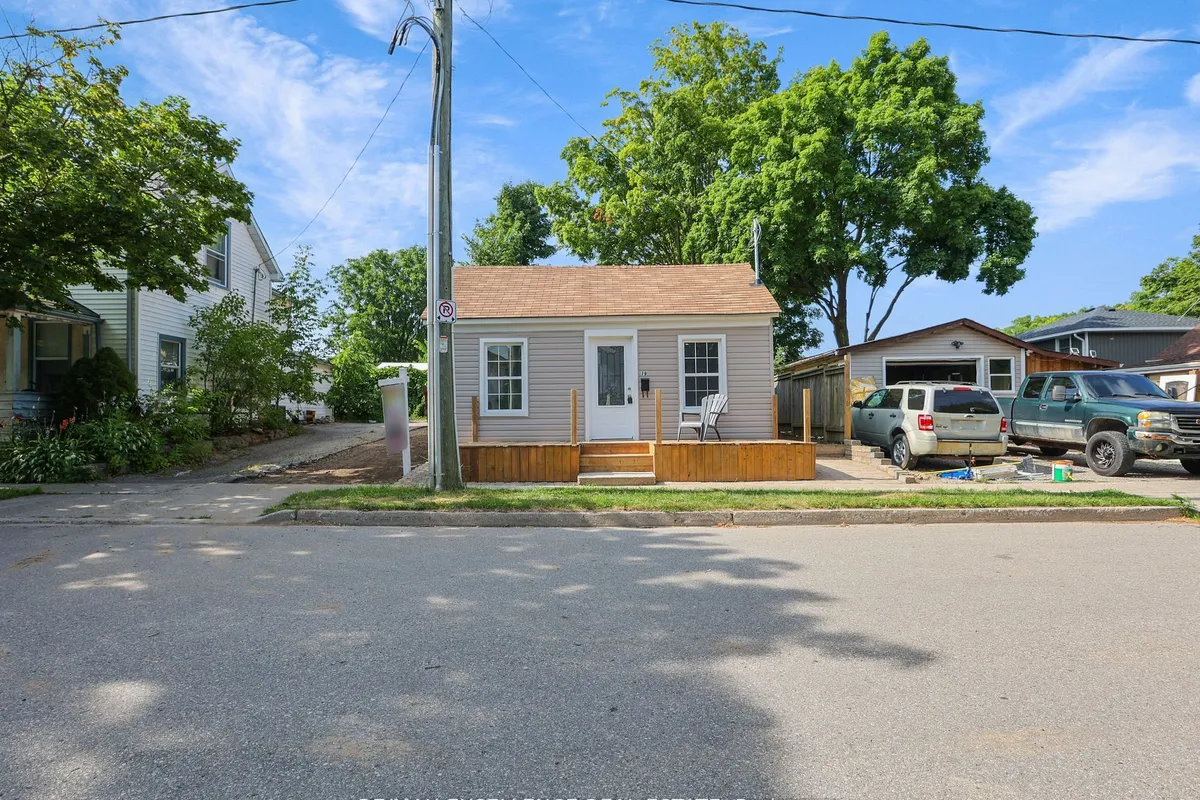 79 Sunnyhill Road, ON N3C 1J6