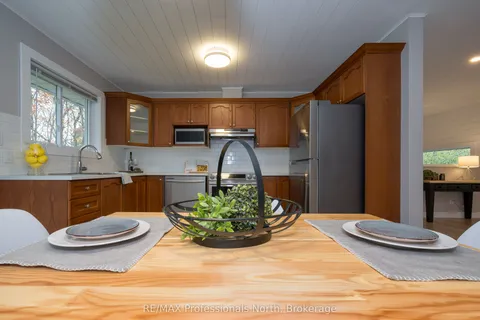 45 Yonge Street, ON P1H 1V1