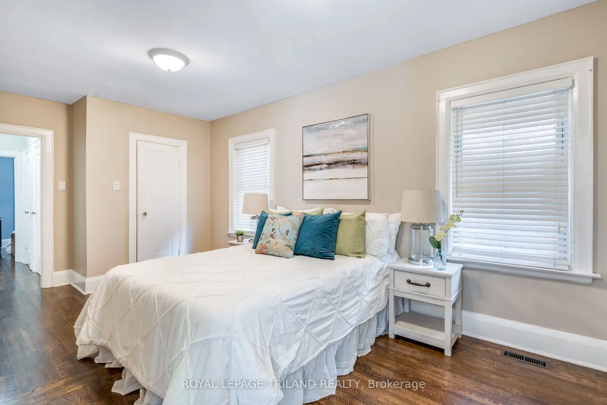 418 Cheapside Street, ON N5Y 3X1