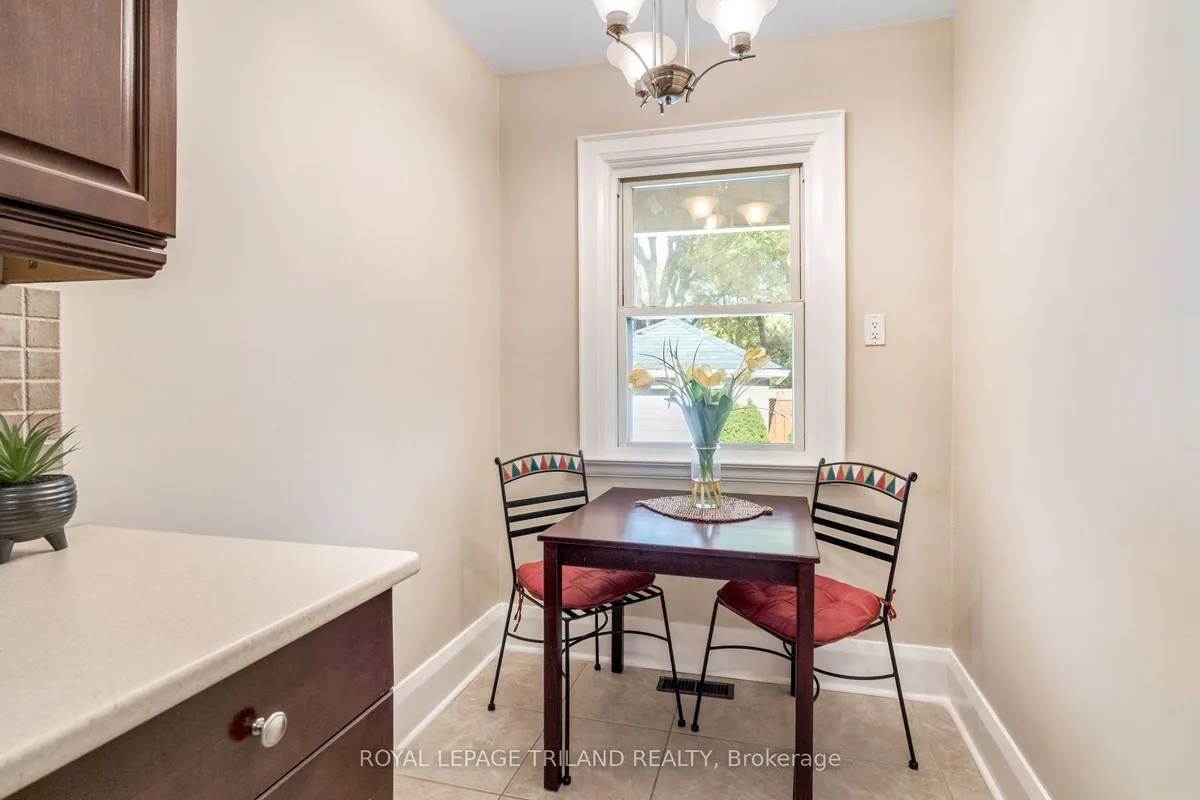 418 Cheapside Street, ON N5Y 3X1