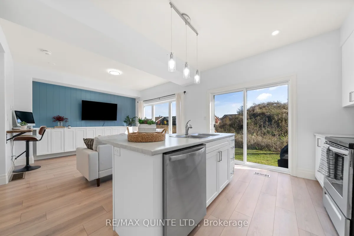 36 Campbell Crescent, ON K0K 2T0