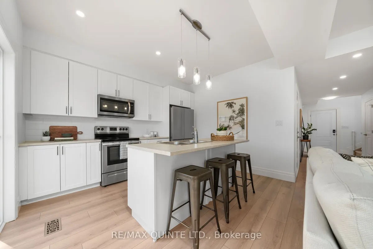 36 Campbell Crescent, ON K0K 2T0