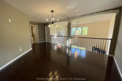 455 Champlain Avenue, ON N4V 0B3