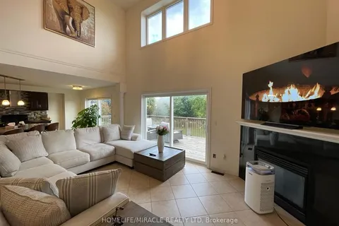 455 Champlain Avenue, ON N4V 0B3