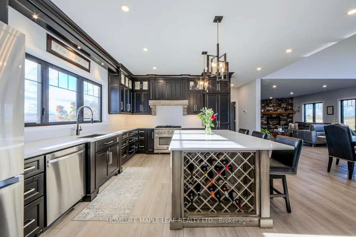 585437 County Road, ON L9V 1Z1