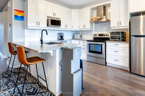 2070 WINSOME Terrace, ON K4A 5M9