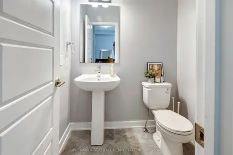 2070 WINSOME Terrace, ON K4A 5M9