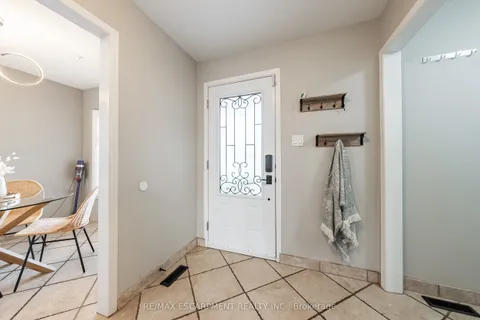 680 Rexford Drive, ON L8W 3G1