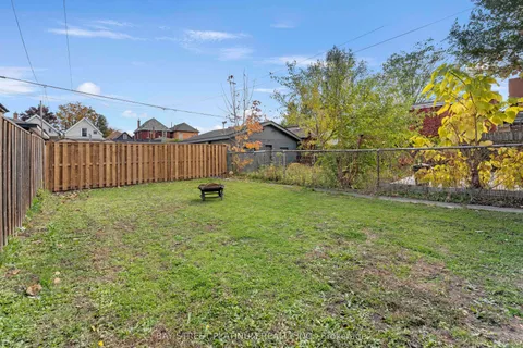 16 Ruth Street, ON L8L 6P9