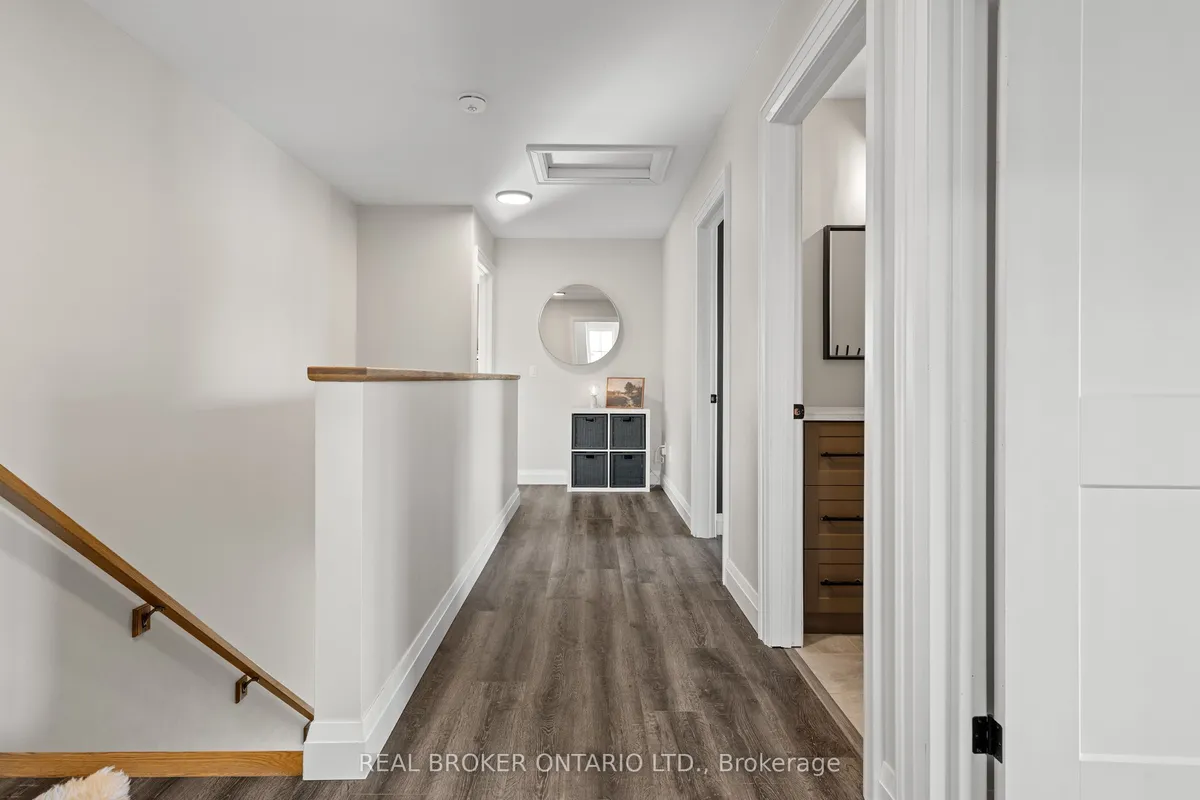 92 Ivy Crescent, ON L2V 0J9