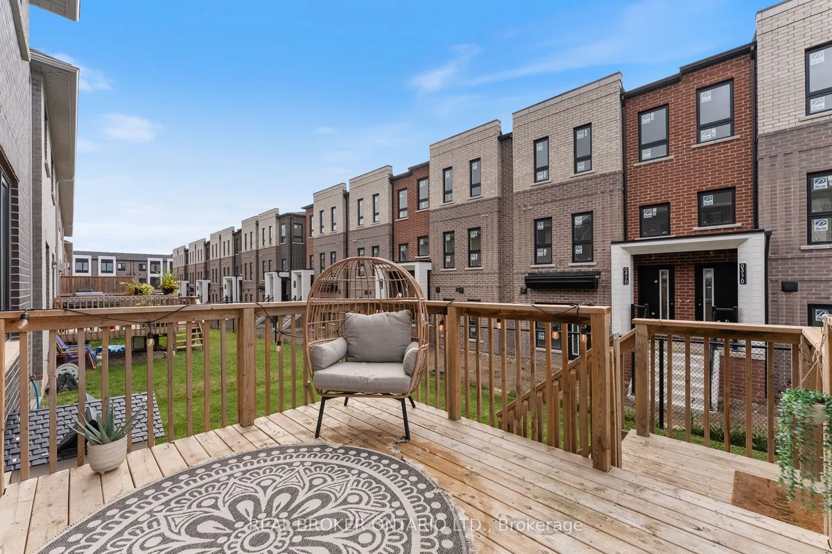 10 Granite Ridge Trail, ON L8B 1Y4