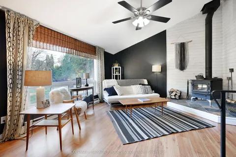 376 Lake Park Road, ON K7C 0C4