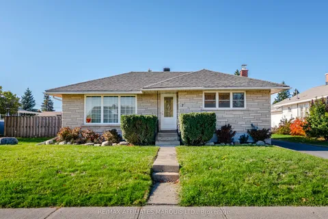 7 Farran Drive, ON K0C 1M0