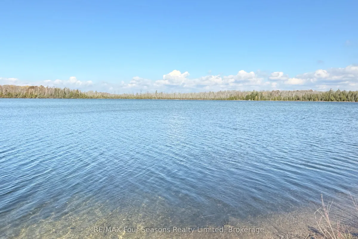 37 Silver Lake Crescent, ON N0H 2G0