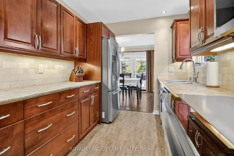 22 Vesta Street, ON K2J 3Y9