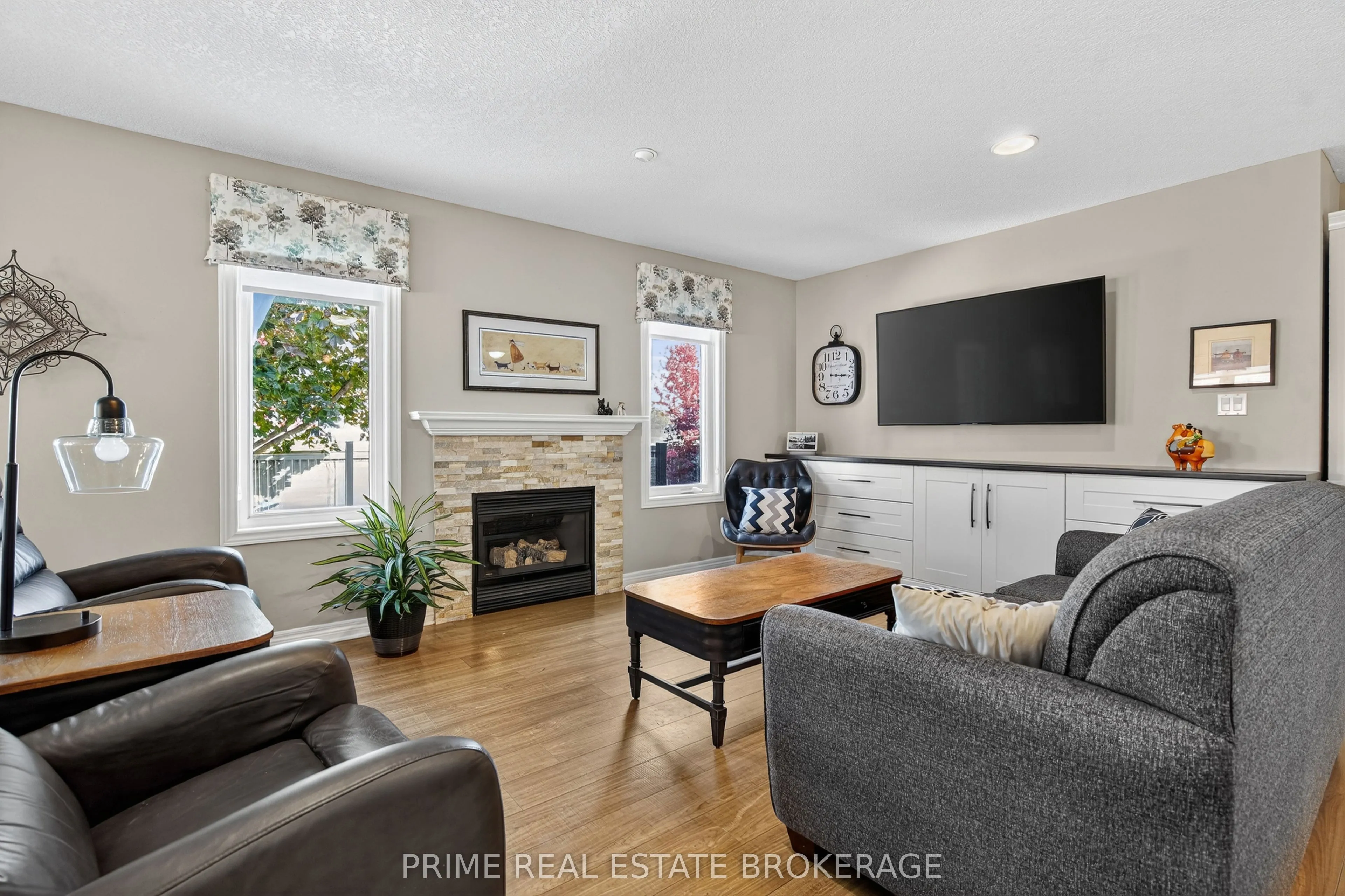 15 Harrington Crescent, ON N5R 6J1