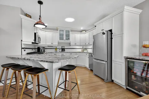 15 Harrington Crescent, ON N5R 6J1