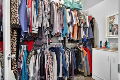 15 Harrington Crescent, ON N5R 6J1