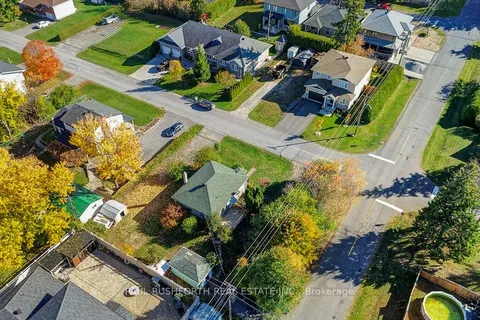 39 Cote De Neiges Road, ON K2G 2C3