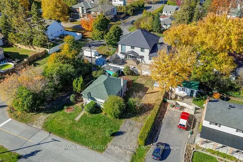 39 Cote De Neiges Road, ON K2G 2C3