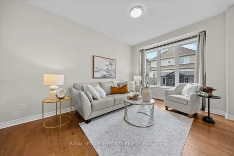 825 Indica Street, ON K2S 2J8