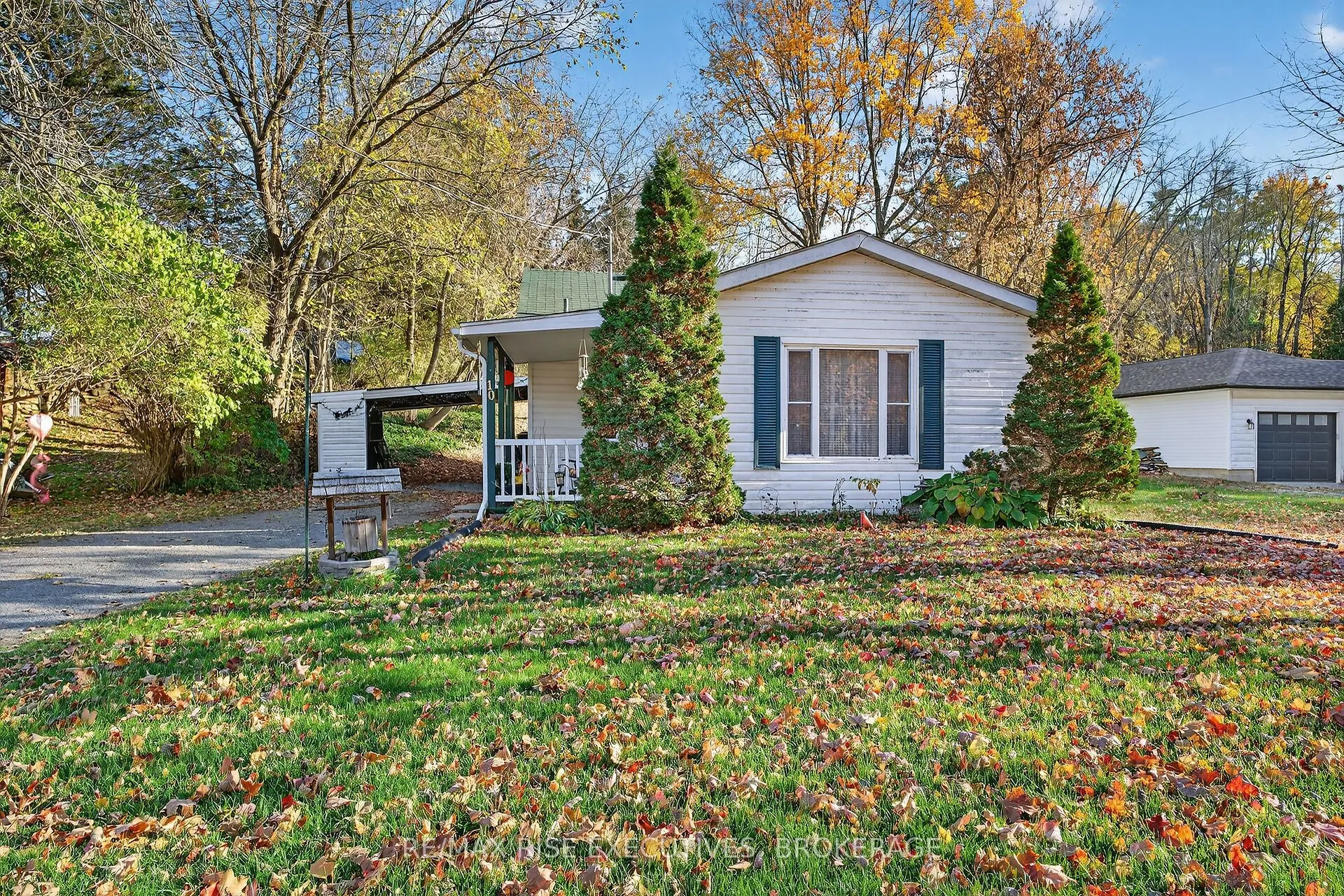 10 William Street, ON K0E 1G0