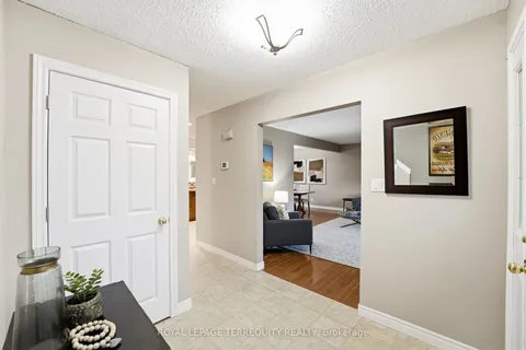 652 Spragge Crescent, ON K9A 4R4