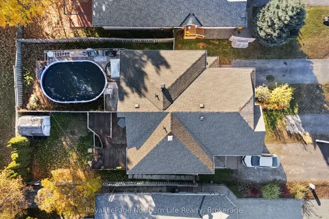 10 MARIAH Street, ON P1A 4L9