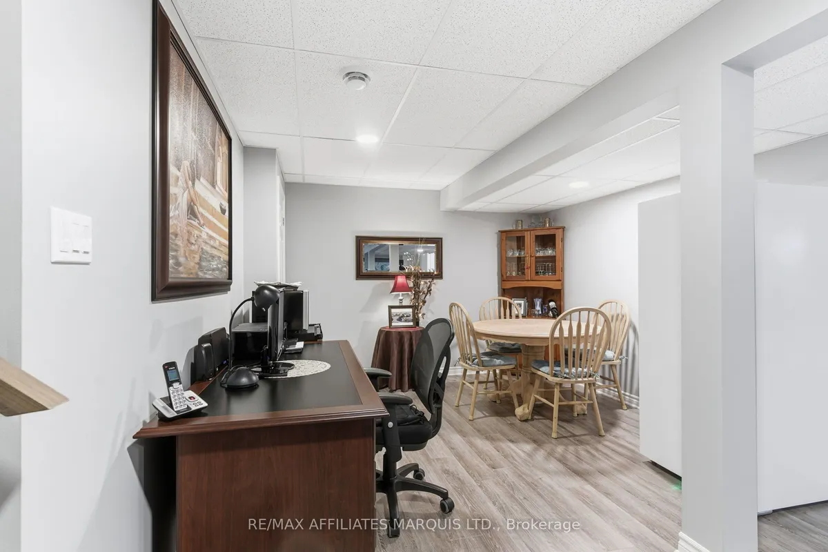 111 Leonia Street, ON K6H 5L8