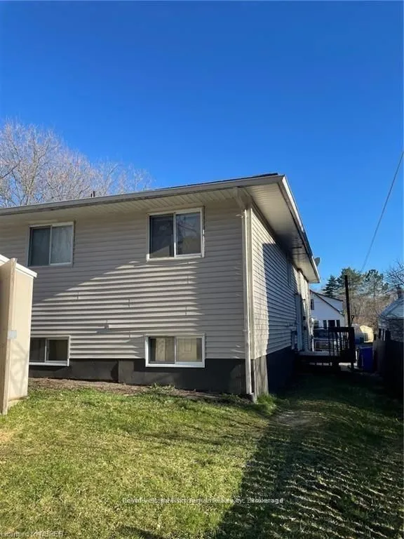 431 Dudley Avenue, ON P1B 7A6