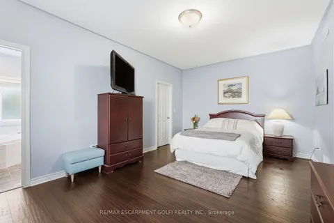 81 Timber Creek Crescent, ON L0S 1E4