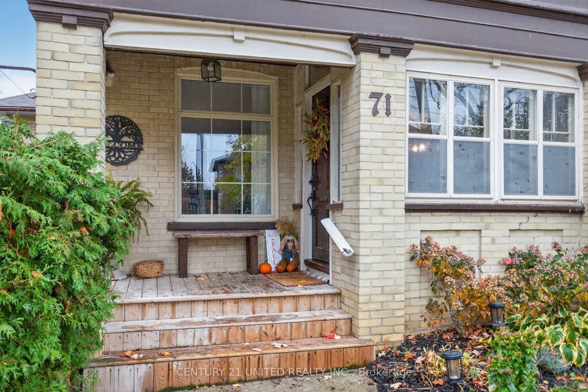 71 Bond Street, ON K9V 3R5