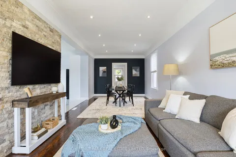 11 Fairview Road, ON L3M 3L1