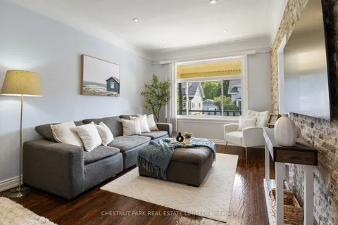 11 Fairview Road, ON L3M 3L1