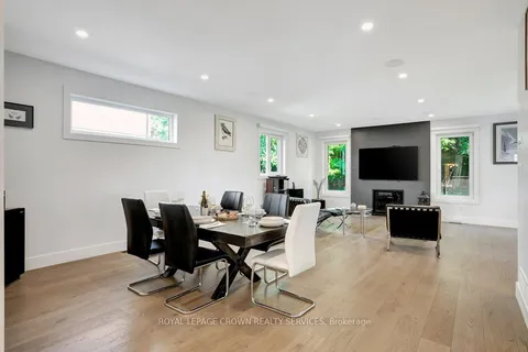 2208 Red Thorne Avenue, ON N6P 0E9