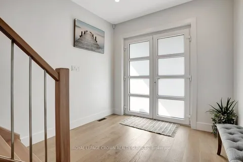 2208 Red Thorne Avenue, ON N6P 0E9