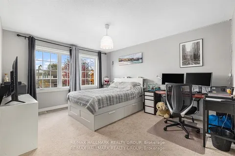 4220 KELLY FARM Drive, ON K1T 0A5