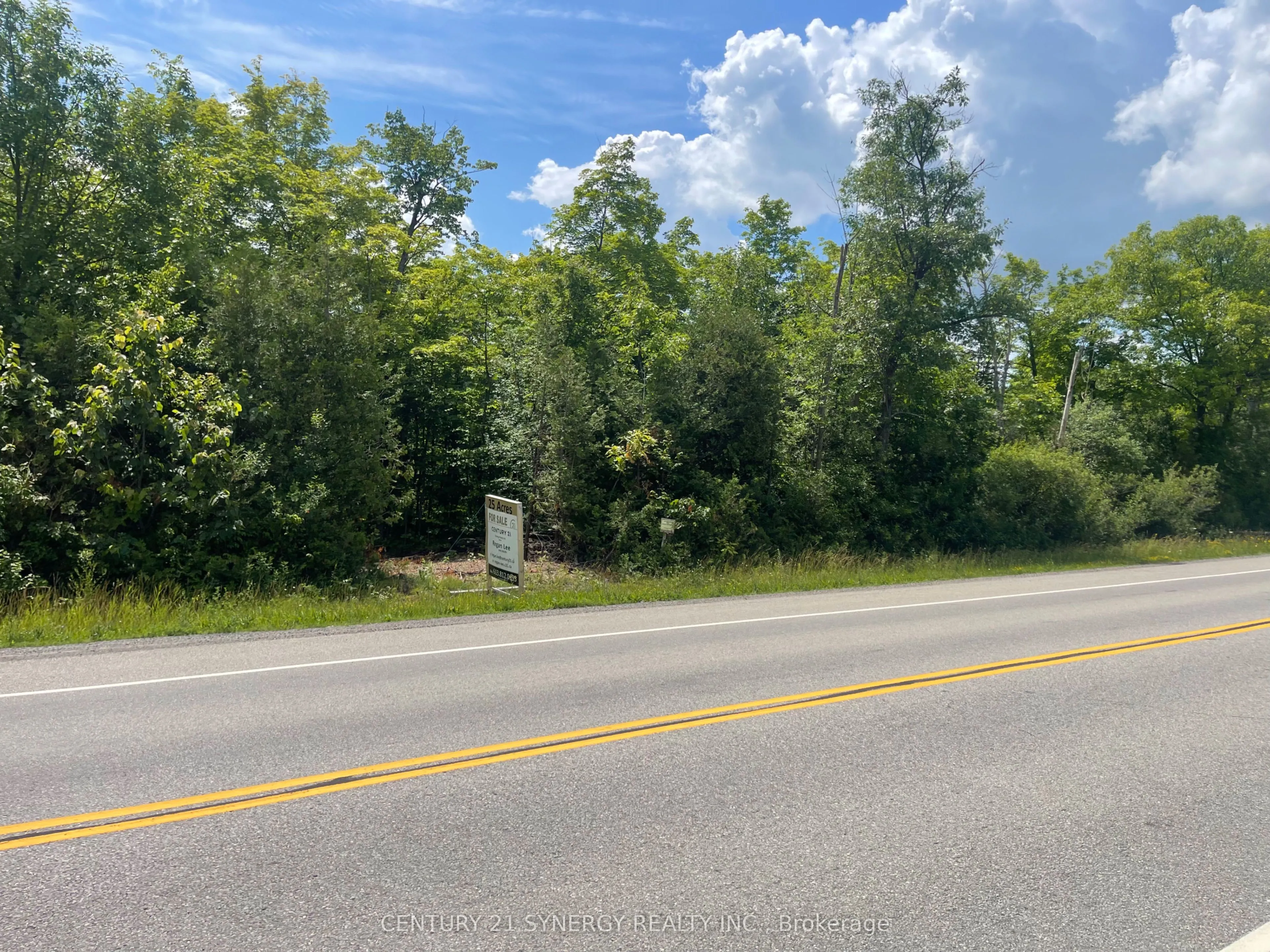 6710b Roger Stevens Acres, ON K7A 2B2