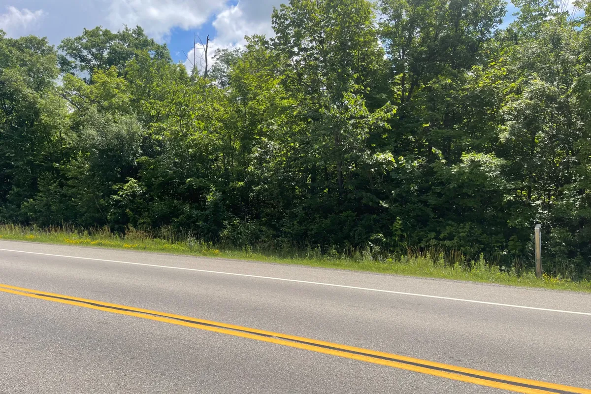 6710b Roger Stevens Acres, ON K7A 2B2