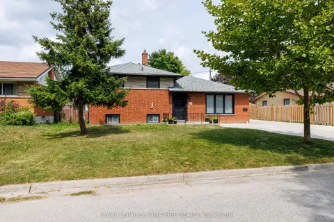 18 Silverdale Crescent, ON N5Z 4A4