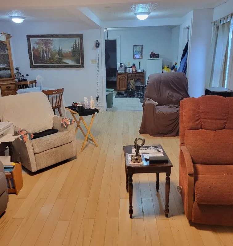 11 Low Street, ON K0K 2T0